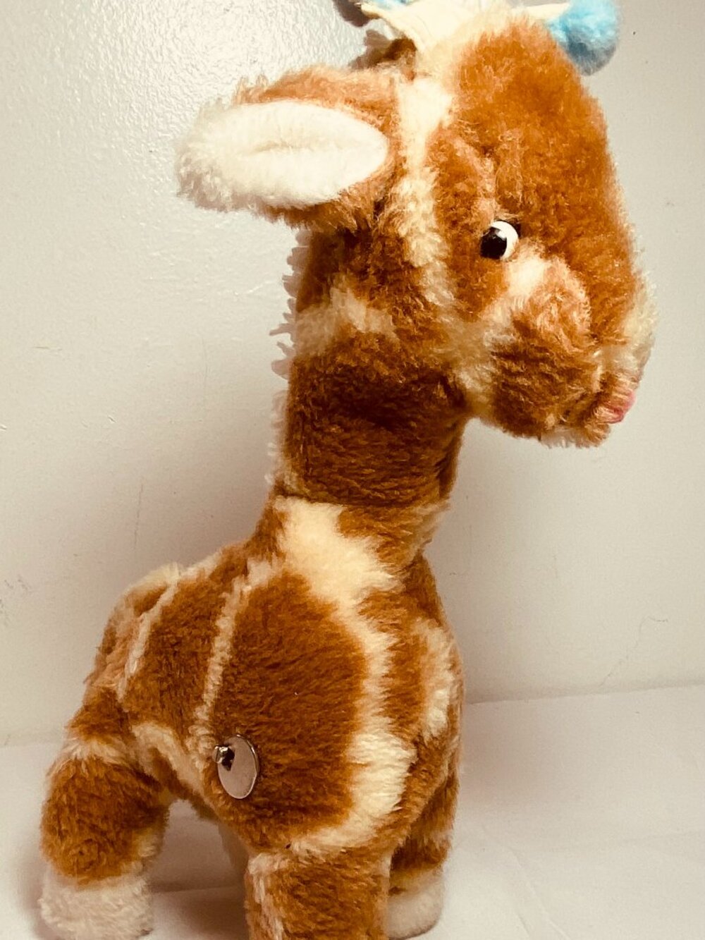 VNTG Wind-Up Musical Motion Plush Giraffe Eden Toys Plays Around The World VGUC